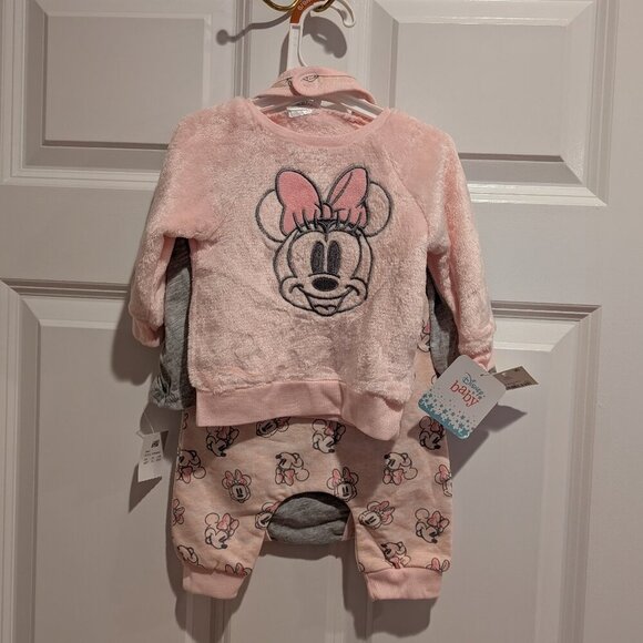 NWT Baby Girls' Disney Minnie Mouse 4pc set - Light Pink 6-9 month Gift Set - Picture 2 of 8